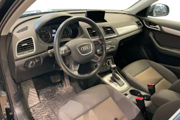 Musta Audi Q3 2015 kuva 3.