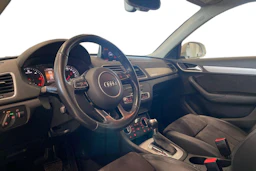 valkoinen Audi Q3 2015 kuva 6.