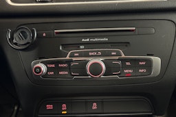 Musta Audi Q3 2015 kuva 23.