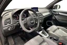 harmaa Audi Q3 2015 kuva 7.
