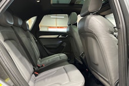 harmaa Audi Q3 2015 kuva 14.
