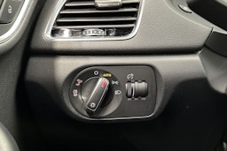harmaa Audi Q3 2015 kuva 35.