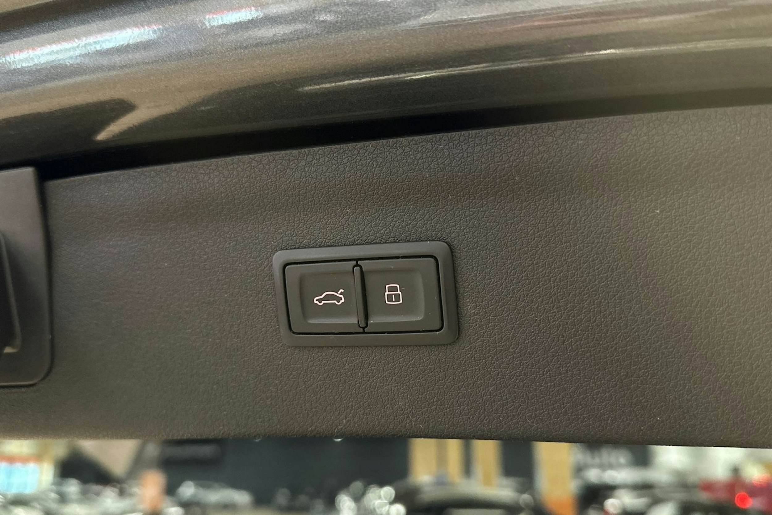 harmaa Audi Q3 2015 kuva 41.