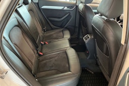 valkoinen Audi Q3 2015 kuva 15.