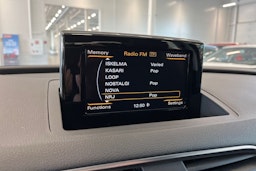valkoinen Audi Q3 2015 kuva 20.