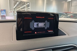 valkoinen Audi Q3 2015 kuva 26.