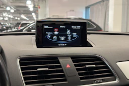 musta Audi Q3 2015 kuva 23.