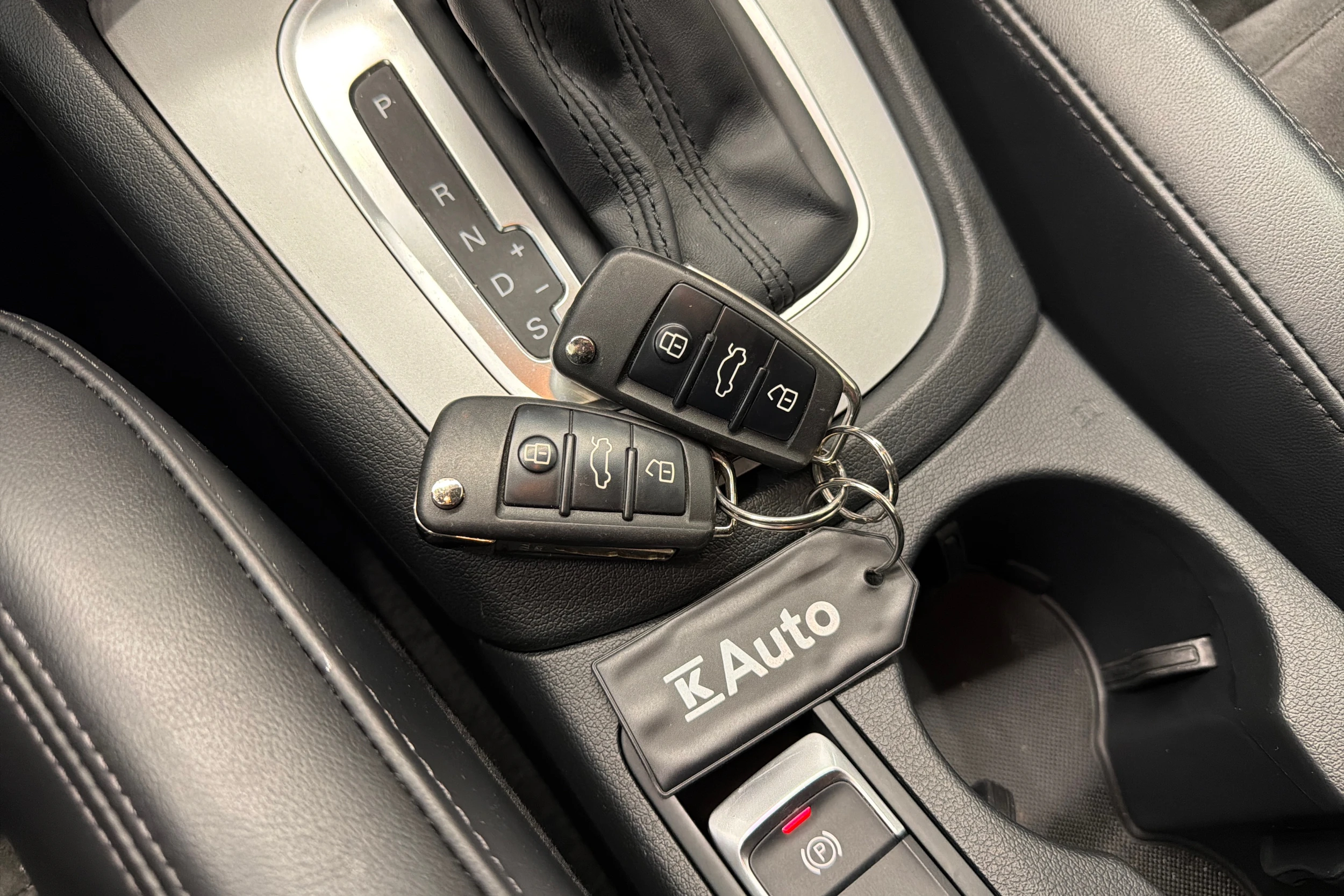 musta Audi Q3 2015 kuva 27.