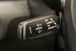 Valkoinen Audi Q3 2015 kuva 18.
