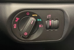 Valkoinen Audi Q3 2015 kuva 19.