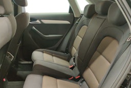Musta Audi Q3 2015 kuva 10.