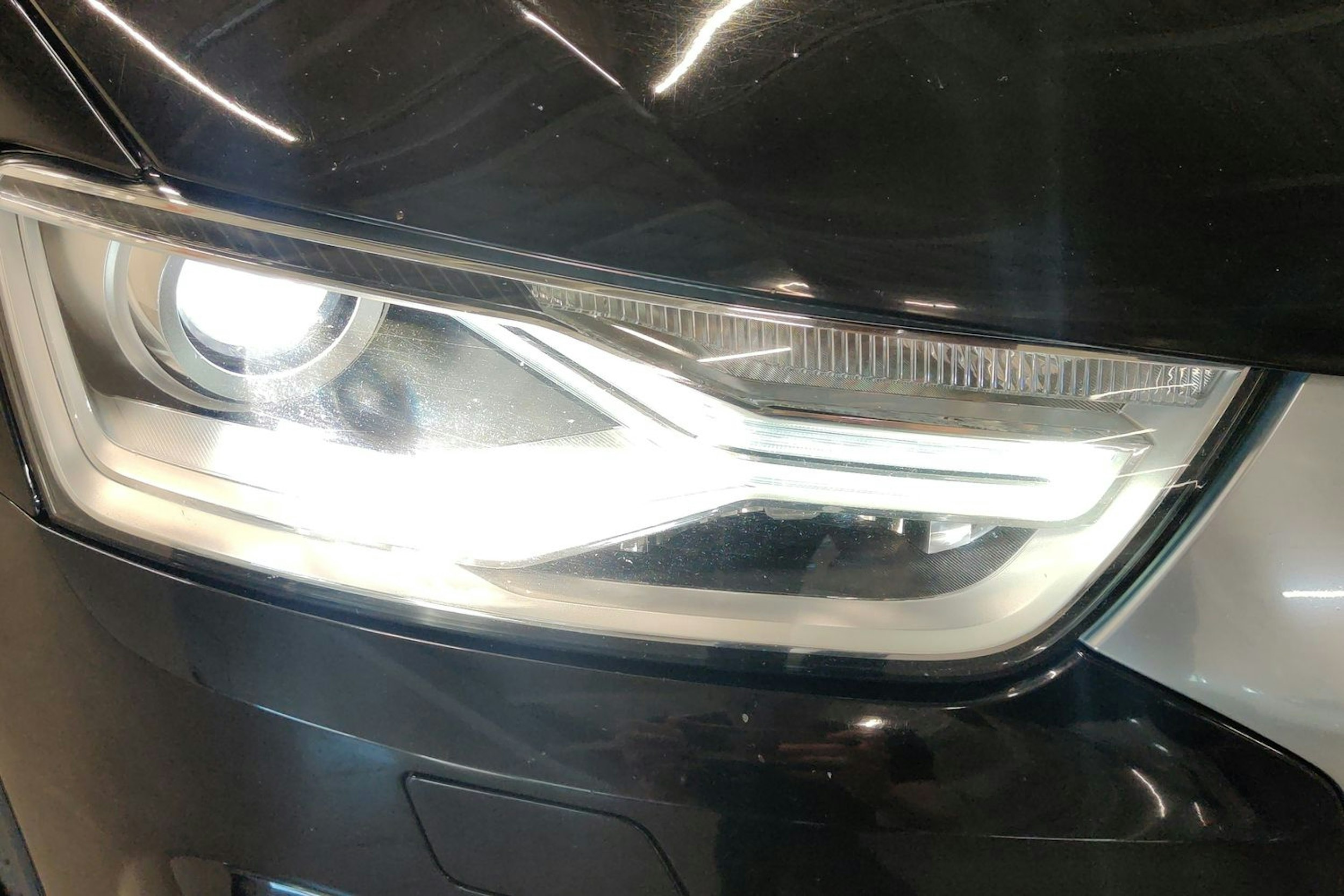 Musta Audi Q3 2015 kuva 14.