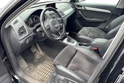 musta Audi Q3 2015 kuva 3.