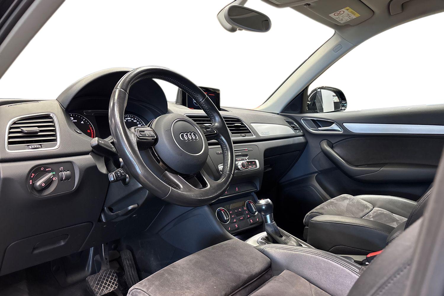 Audi Q3 2015, kuva 6/30