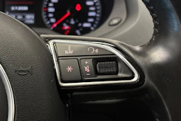 musta Audi Q3 2015 kuva 17.