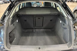 musta Audi Q3 2015 kuva 28.