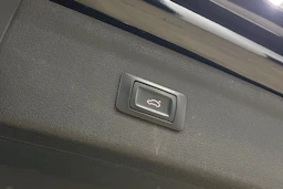 musta Audi Q3 2015 kuva 29.