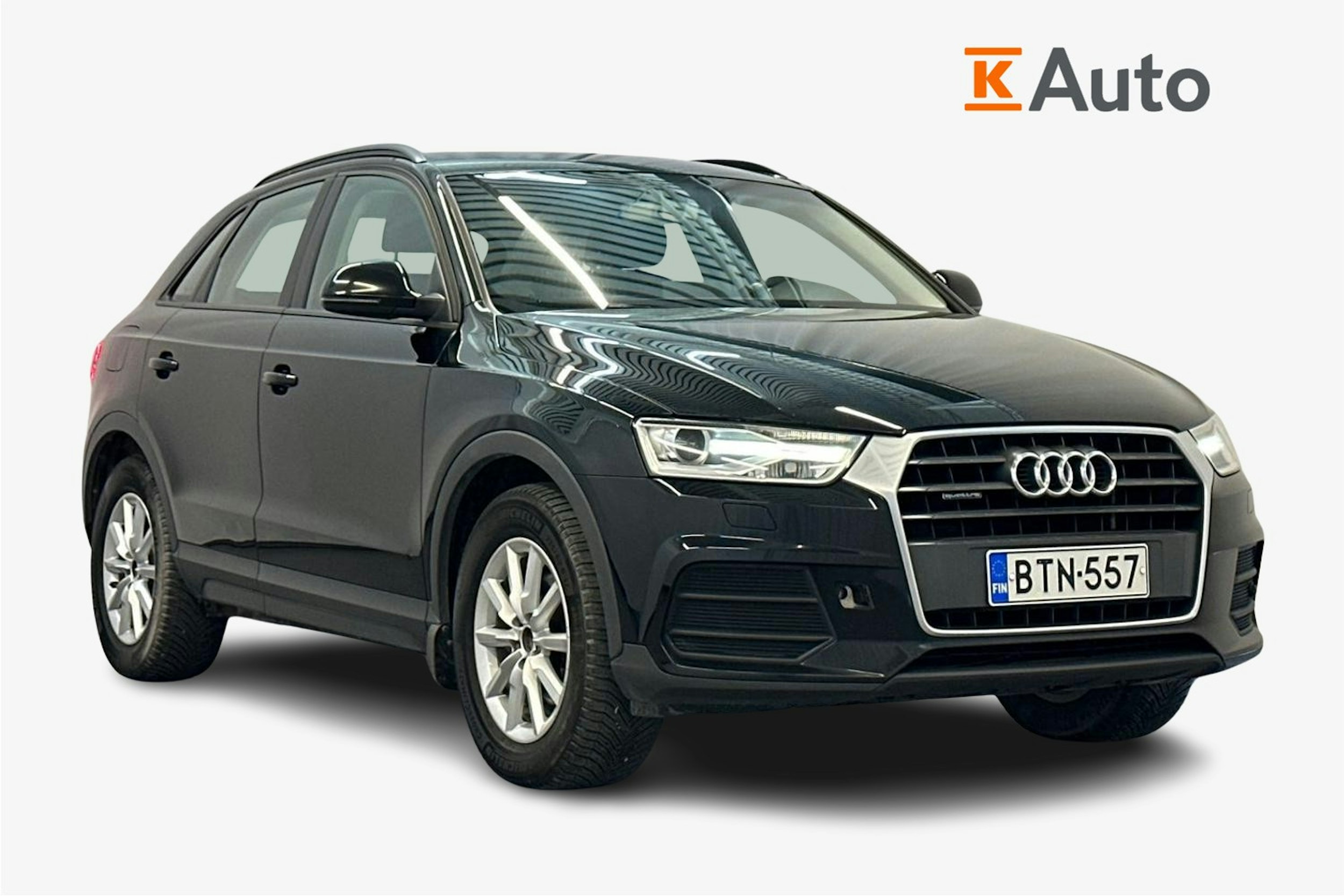musta Audi Q3 2016 kuva 1.