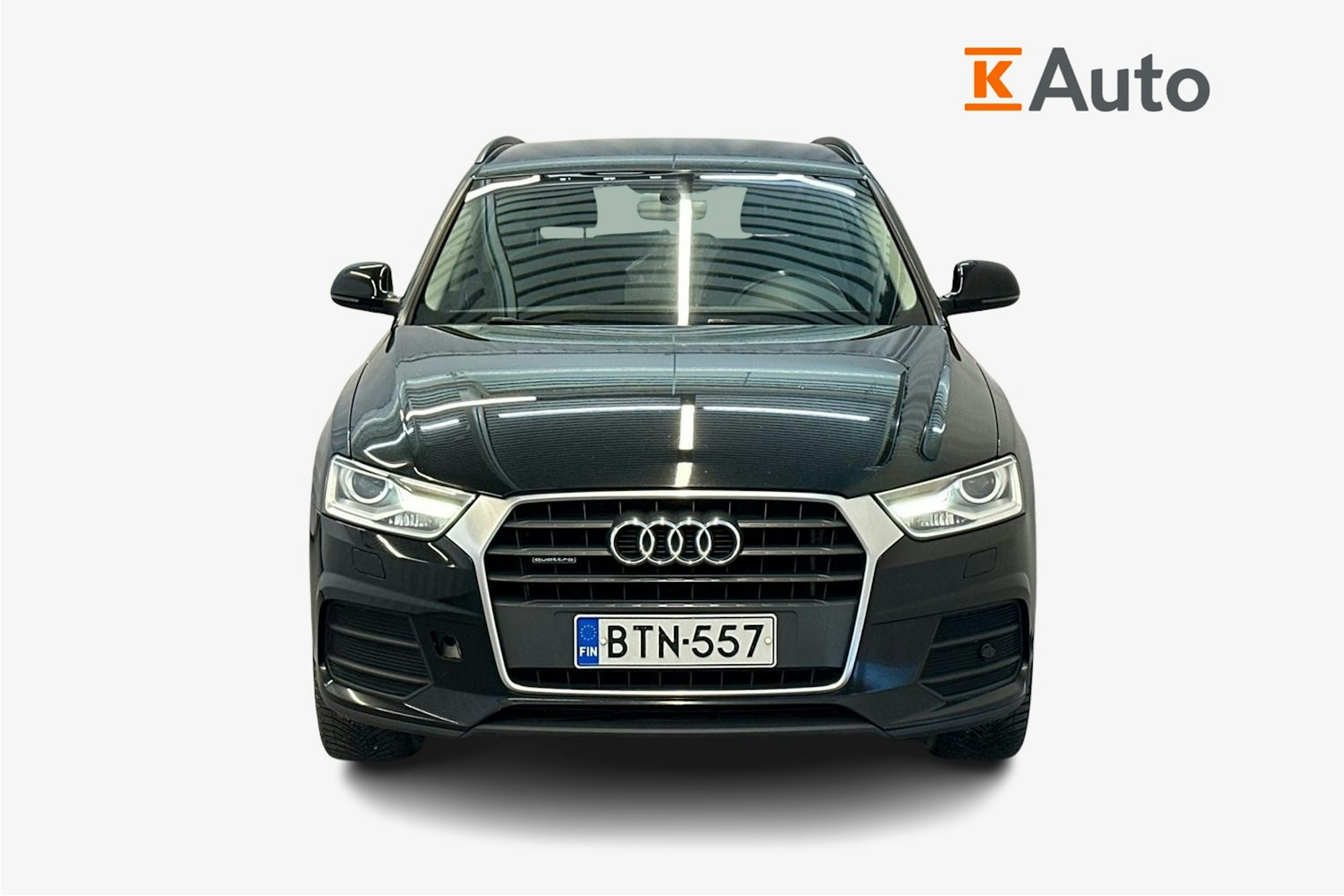 musta Audi Q3 2016 kuva 5.