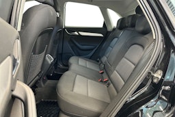 musta Audi Q3 2016 kuva 10.