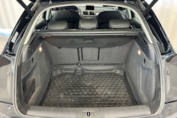 musta Audi Q3 2016 kuva 14.