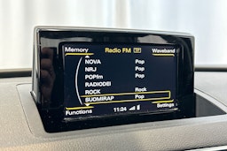 musta Audi Q3 2016 kuva 18.
