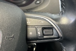 musta Audi Q3 2016 kuva 26.