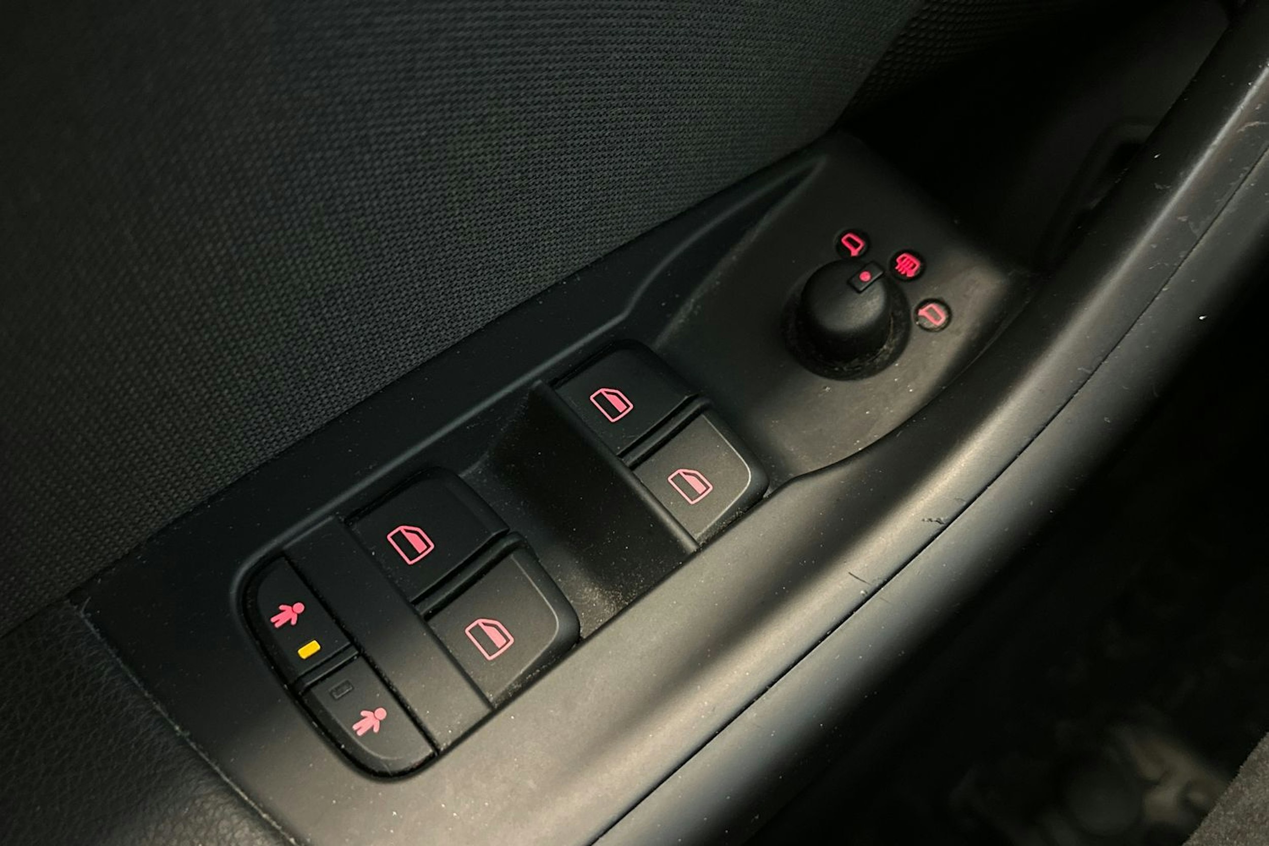 musta Audi Q3 2016 kuva 28.