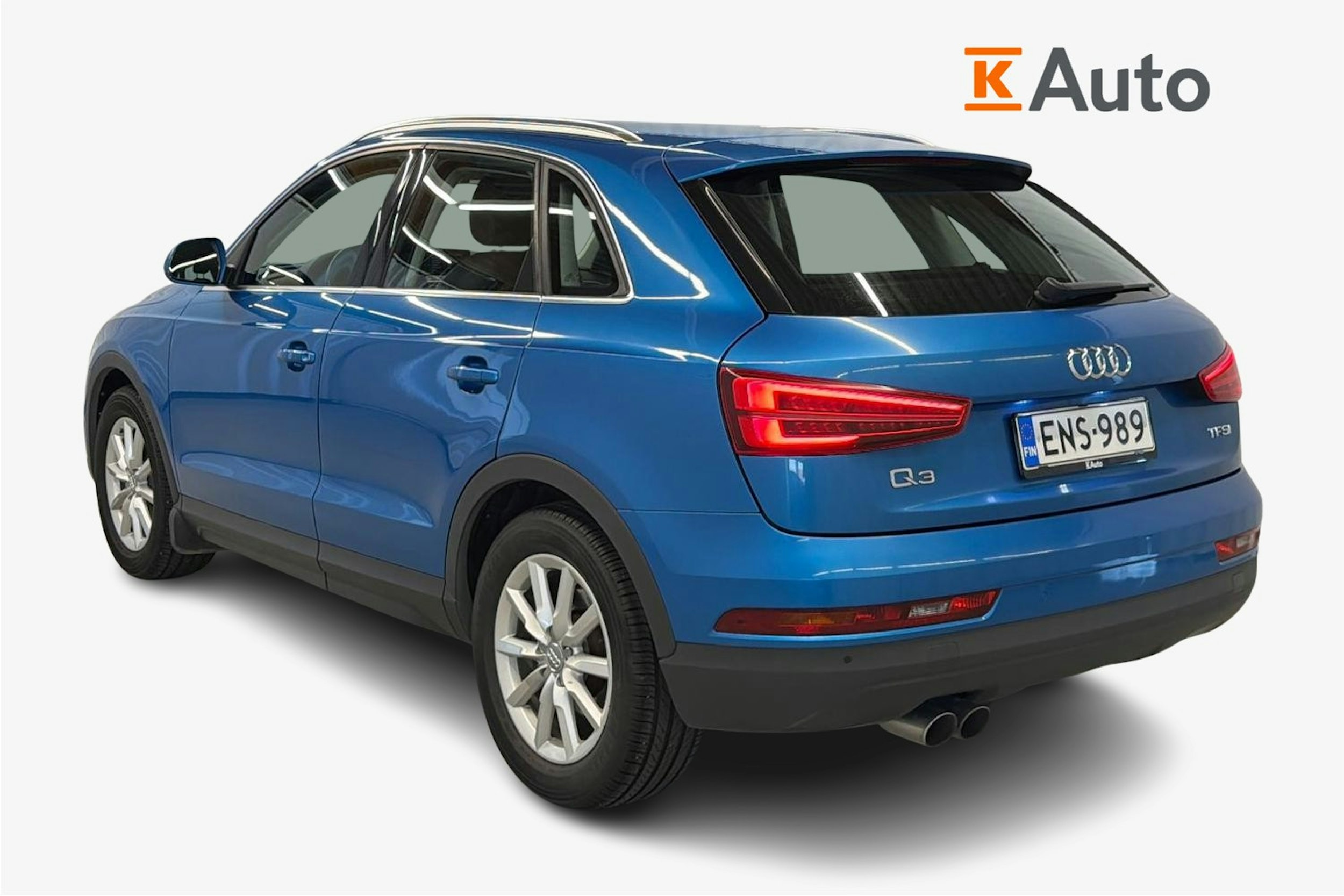 sininen Audi Q3 2016 kuva 2.
