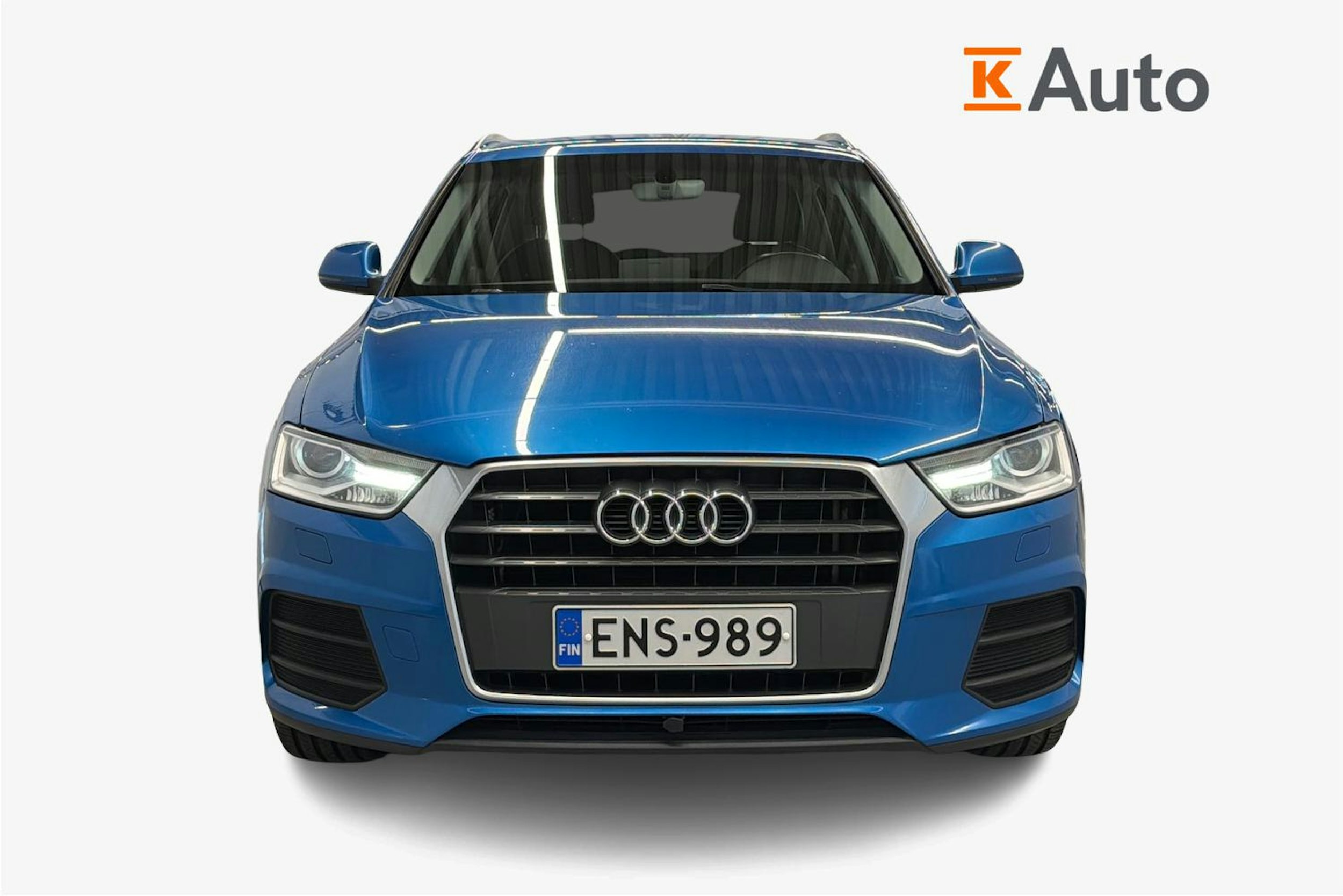 sininen Audi Q3 2016 kuva 4.