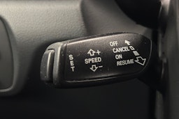 sininen Audi Q3 2016 kuva 14.