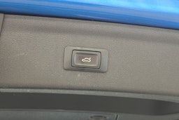 sininen Audi Q3 2016 kuva 20.
