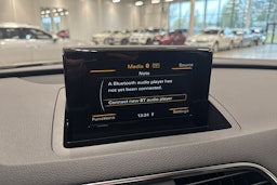 valkoinen Audi Q3 2016 kuva 21.