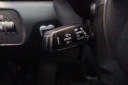 Valkoinen Audi Q3 2016 kuva 17.