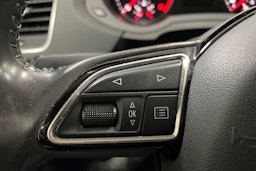 Musta Audi Q3 2016 kuva 20.