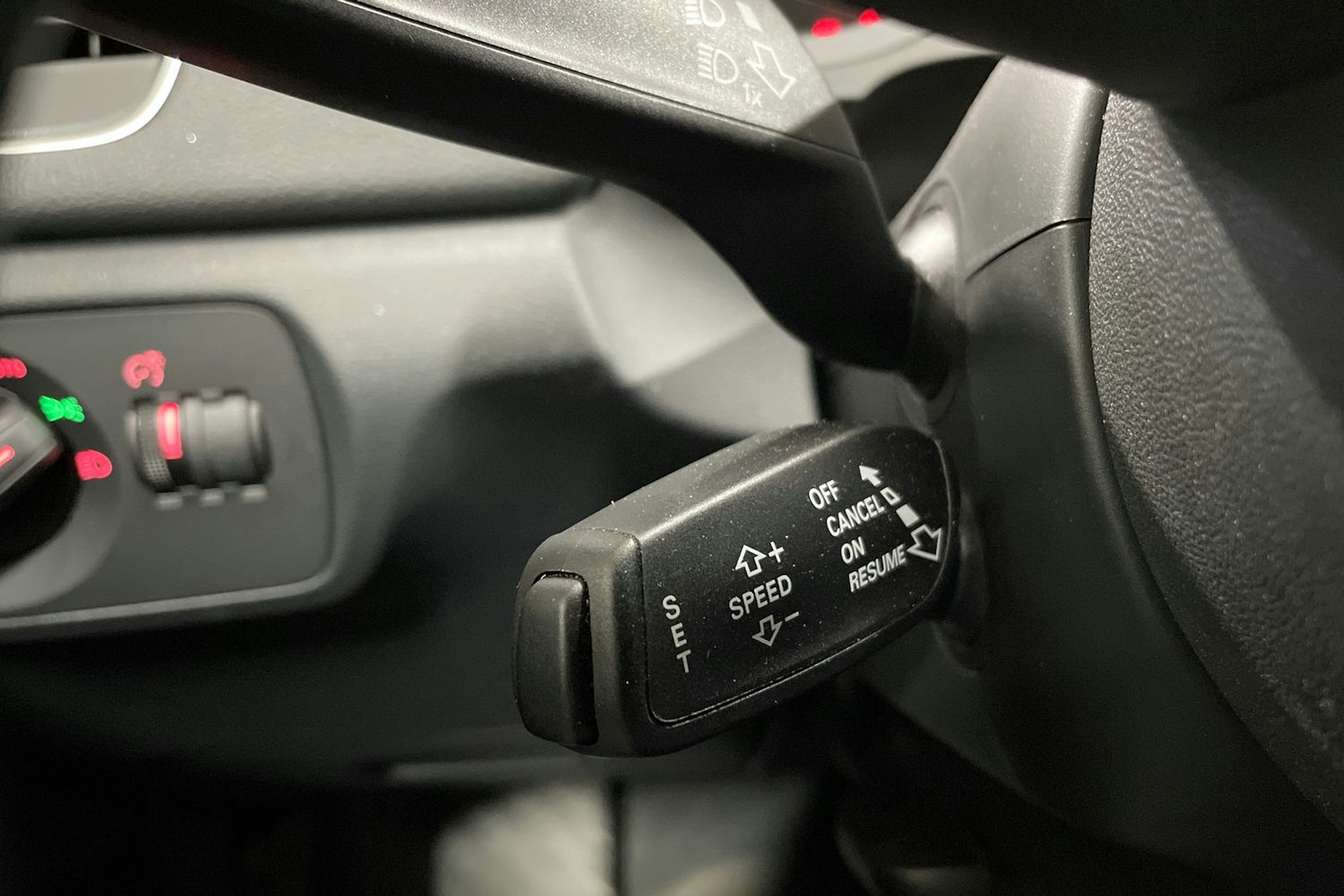 Musta Audi Q3 2016 kuva 21.