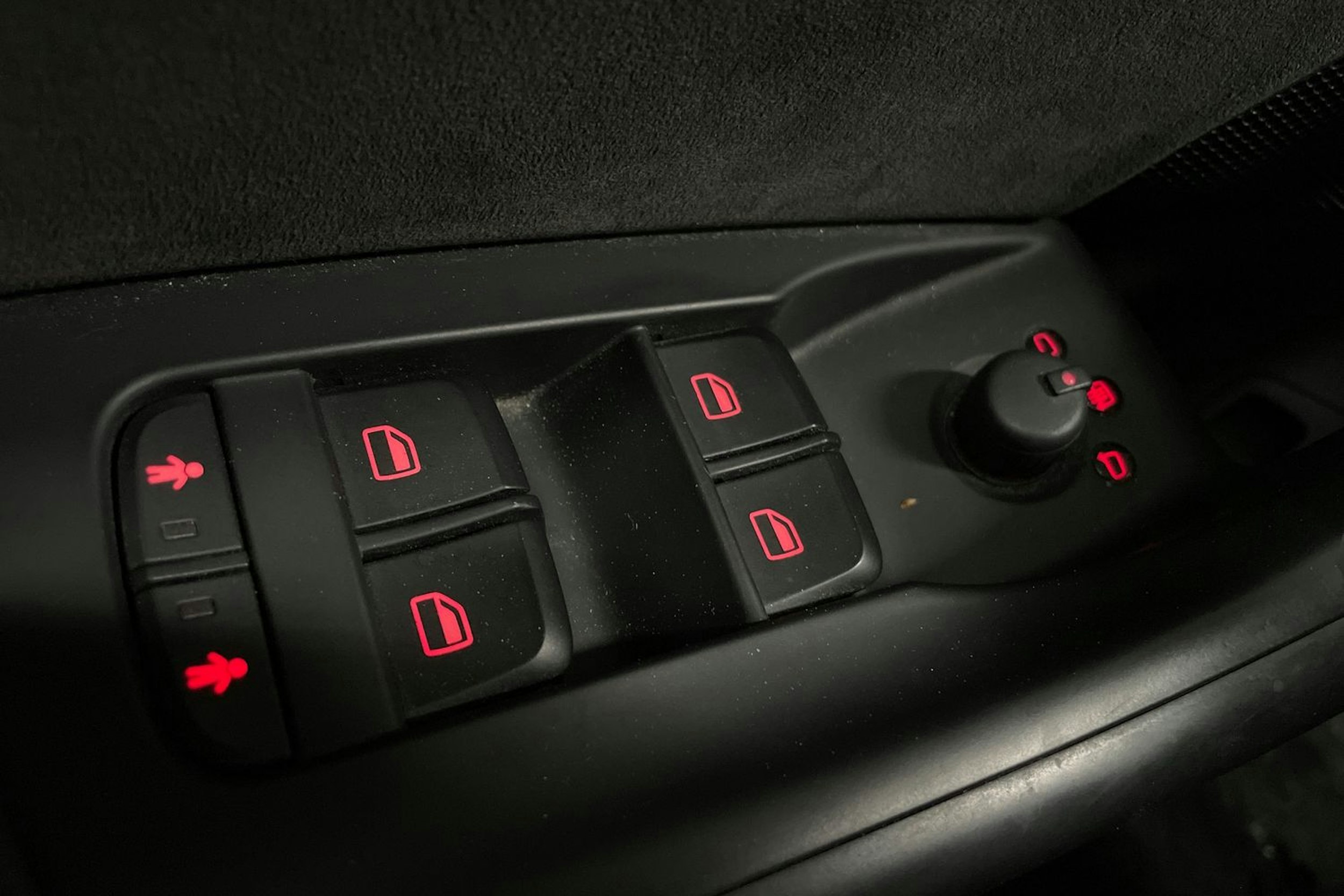 Musta Audi Q3 2016 kuva 22.