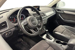 valkoinen Audi Q3 2016 kuva 6.