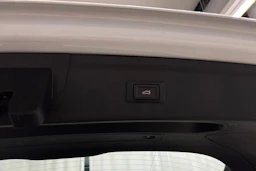 valkoinen Audi Q3 2016 kuva 11.