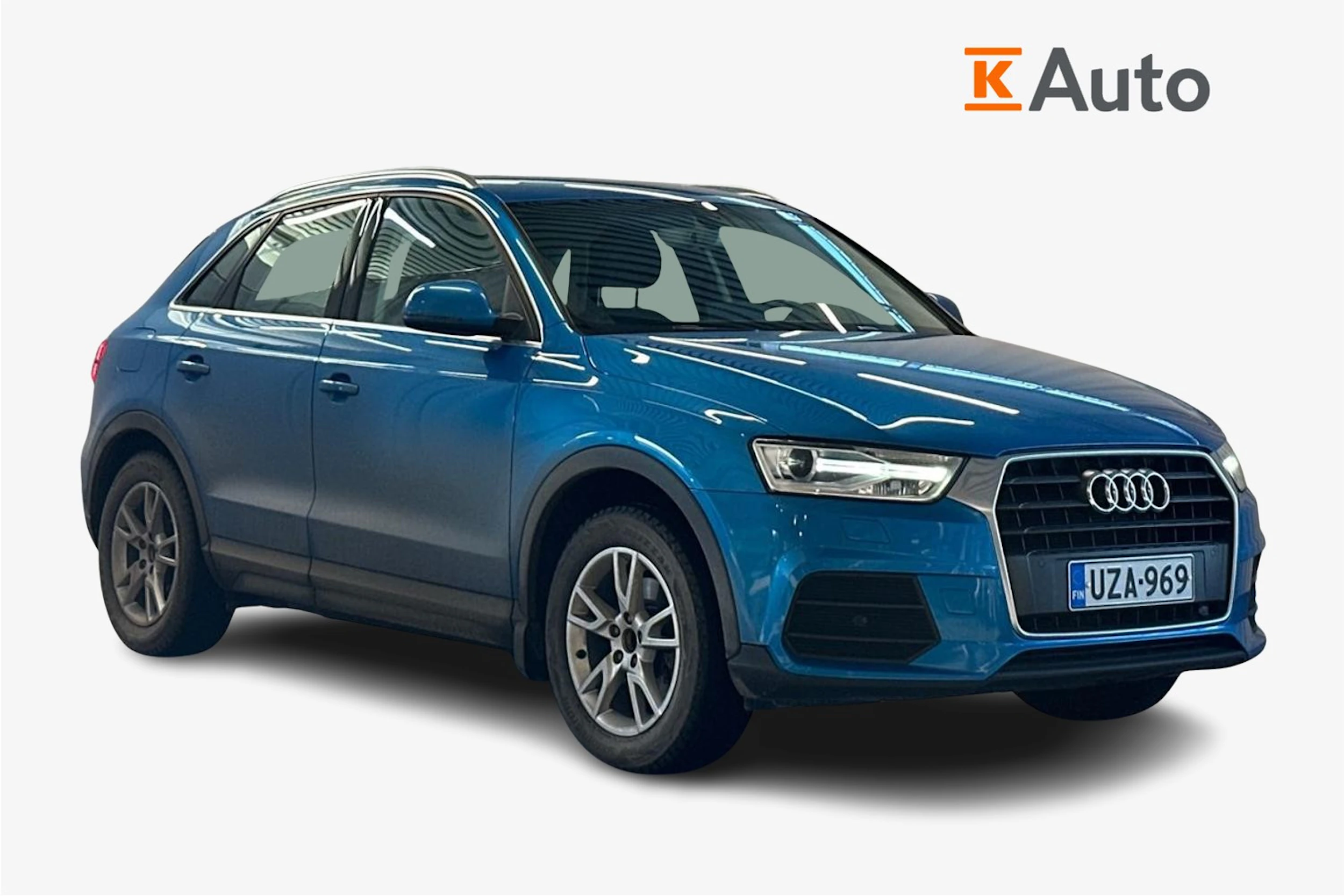 sininen Audi Q3 2016 kuva 1.