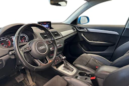 sininen Audi Q3 2016 kuva 3.