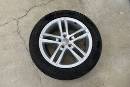 musta Audi Q3 2017 kuva 13.