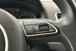 musta Audi Q3 2017 kuva 16.