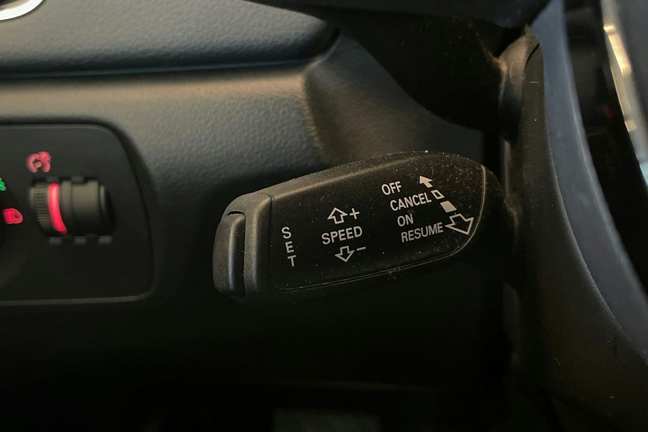 musta Audi Q3 2017 kuva 16.