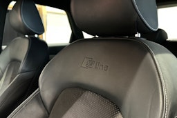 met. sininen Audi Q3 2017 kuva 19.