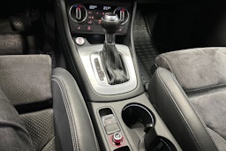 met. sininen Audi Q3 2017 kuva 25.