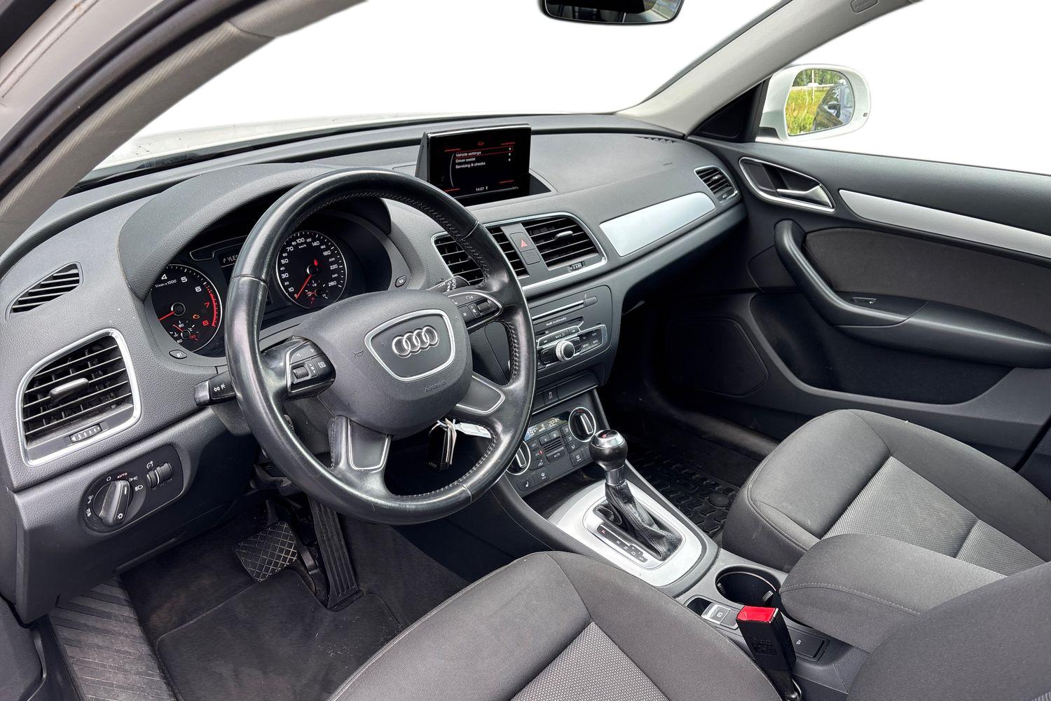 Audi Q3 2017, photo 3/3