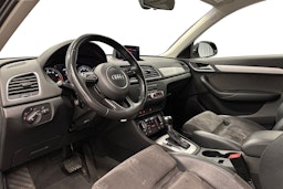 musta Audi Q3 2017 kuva 7.