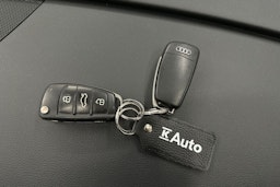 musta Audi Q3 2017 kuva 26.