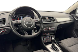 Valkoinen Audi Q3 2017 kuva 6.